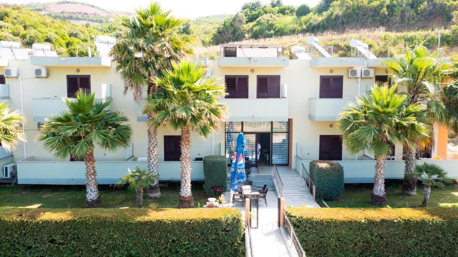 Jaho Hotel