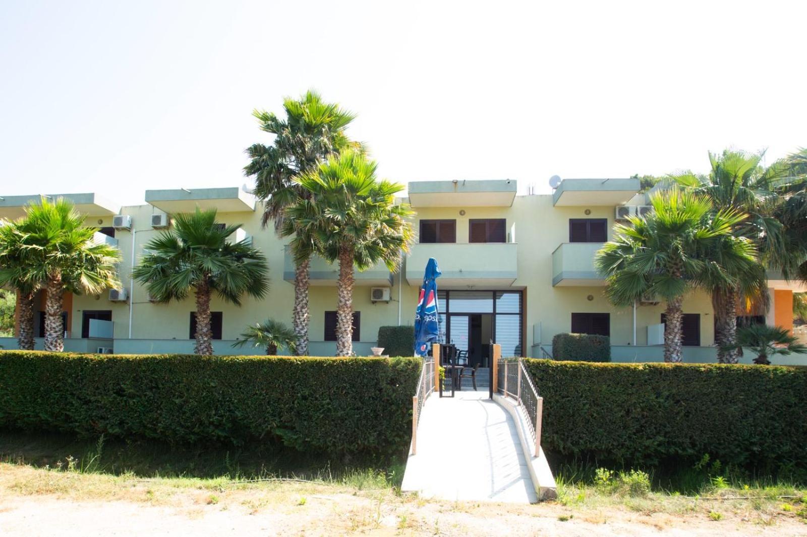 Jaho Hotel
